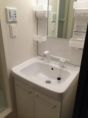 Room image 16
