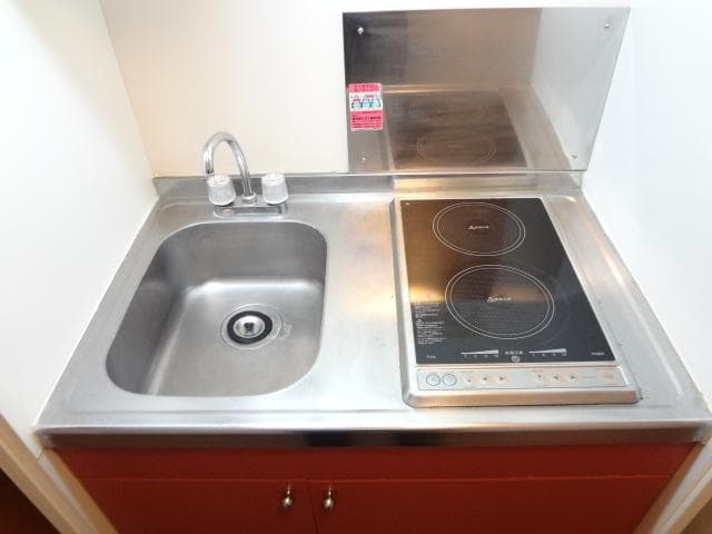 Room image 8