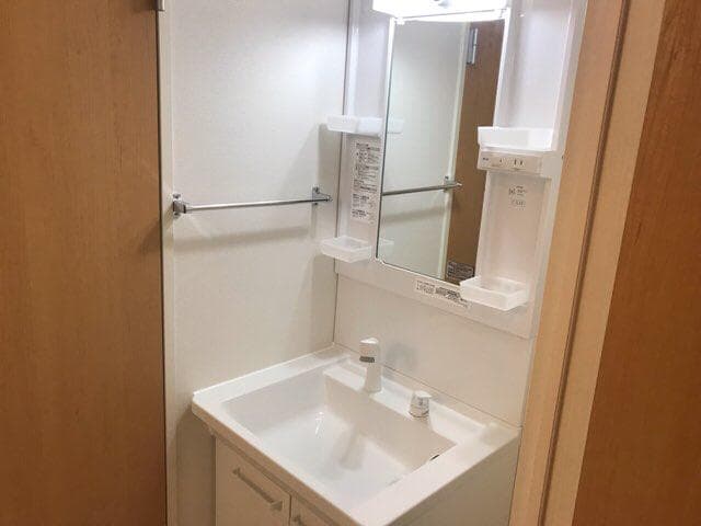 Room image 9