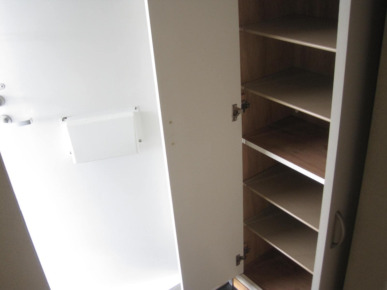 Room image 15