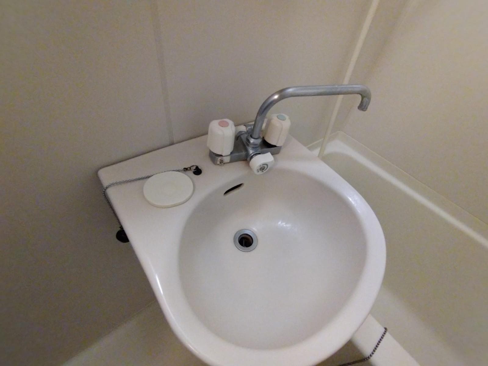 Room image 10