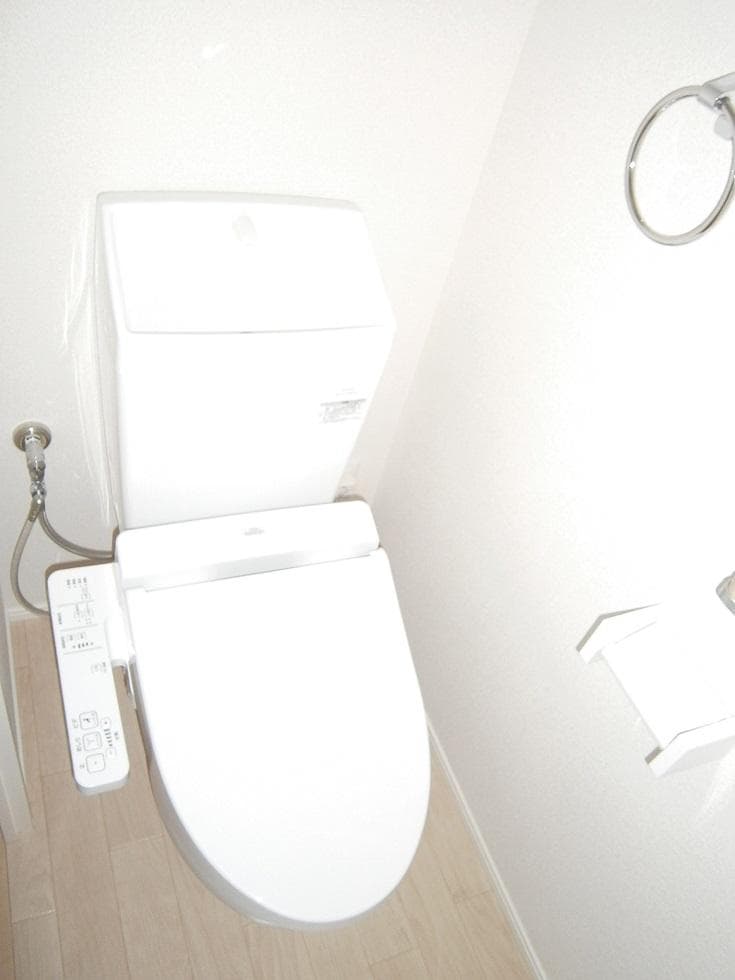 Room image 11
