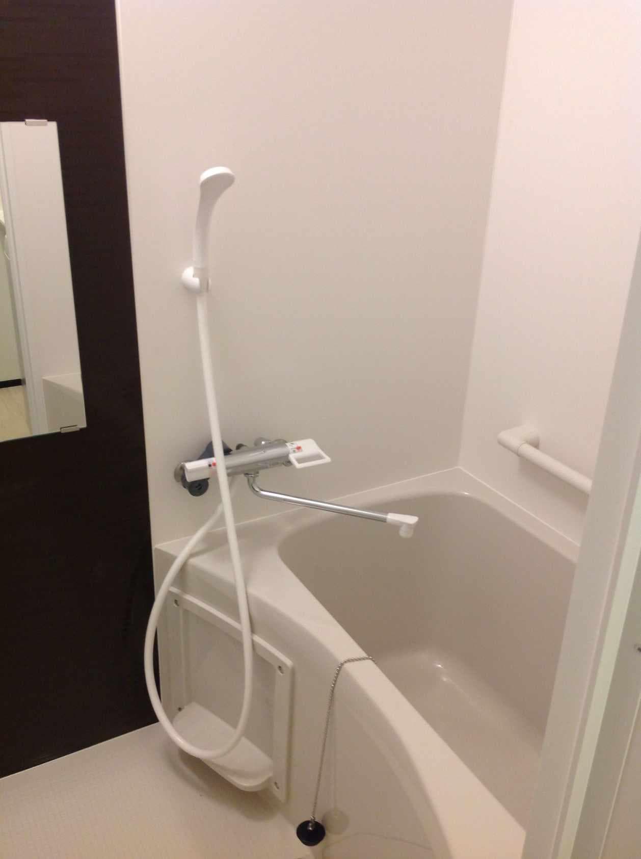 Room image 8