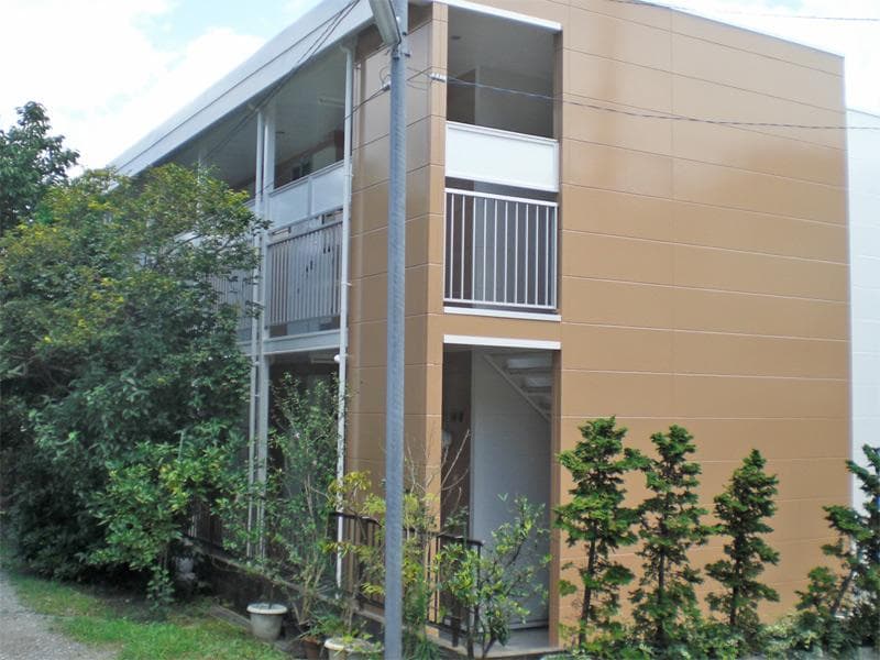Main exterior of leopalace Amour Kaminakazato