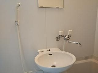 Room image 13