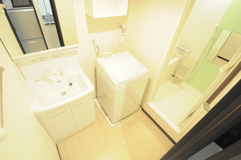 Room image 12