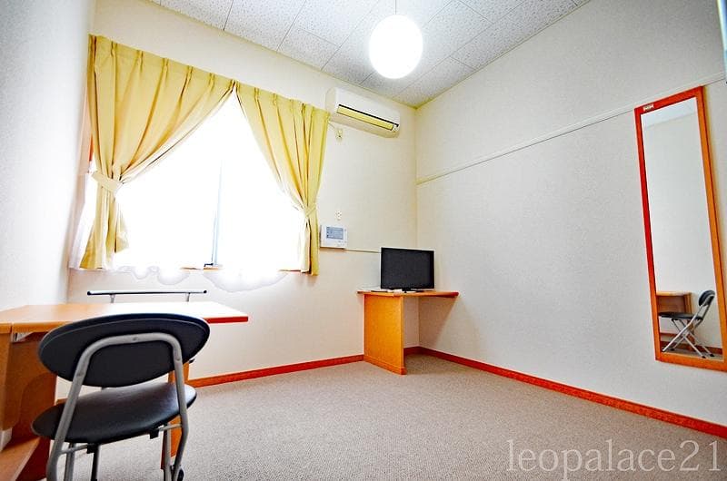 Preview interior of leopalace Sawada 2