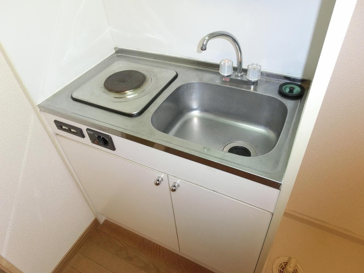 Room image 11