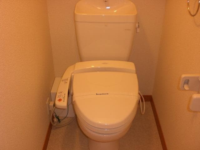 Room image 14