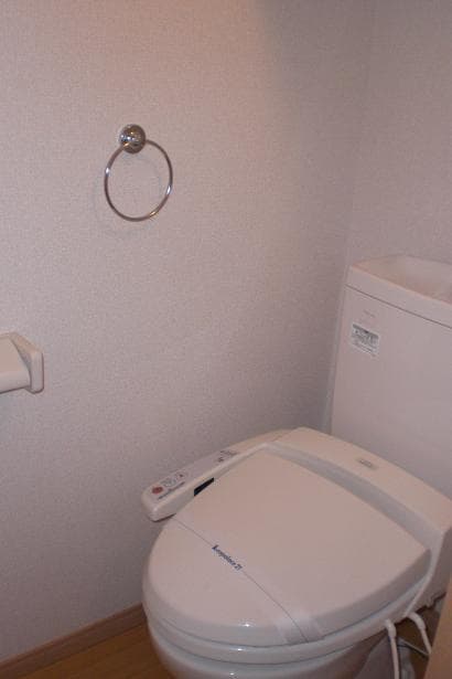 Room image 11