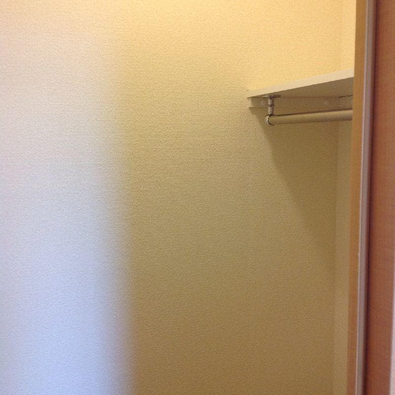 Room image 16
