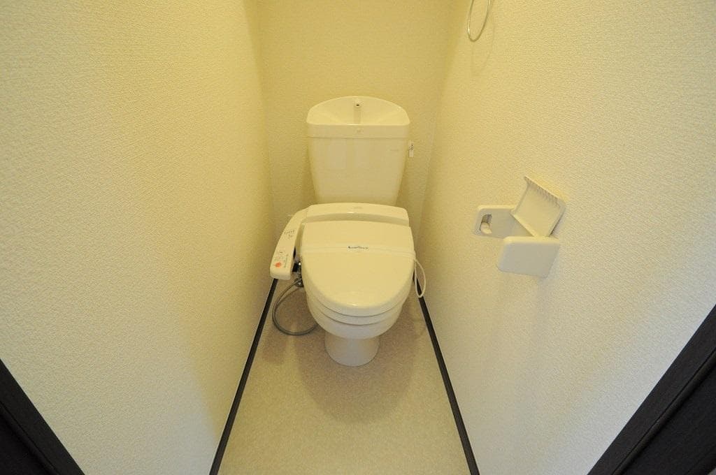 Room image 13