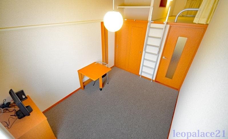 Preview interior of leopalace IZM II