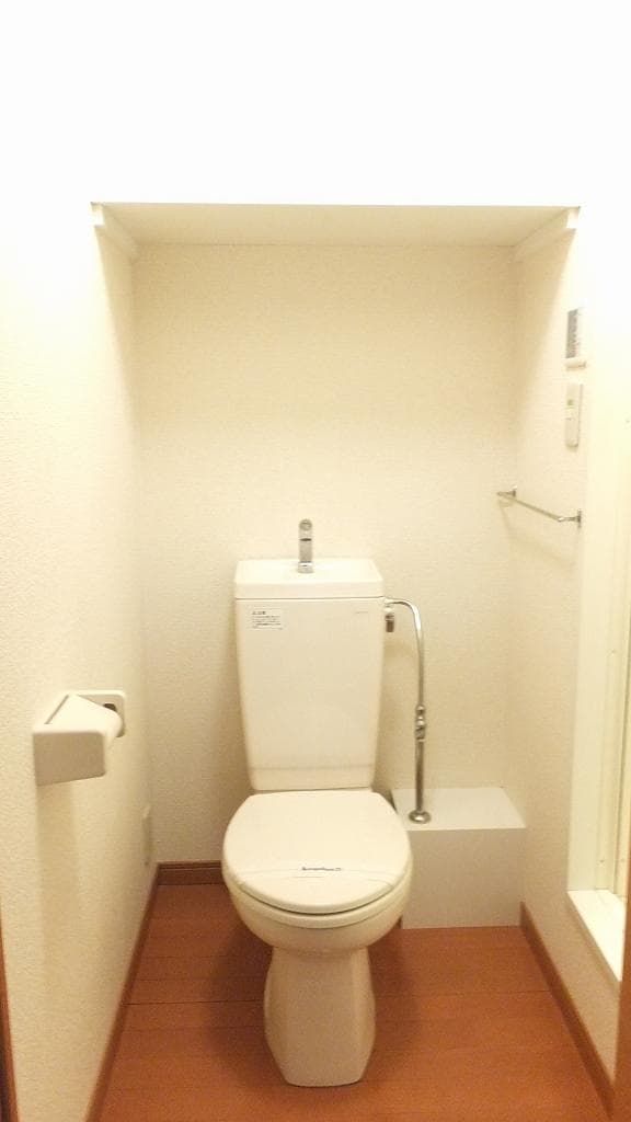 Room image 11