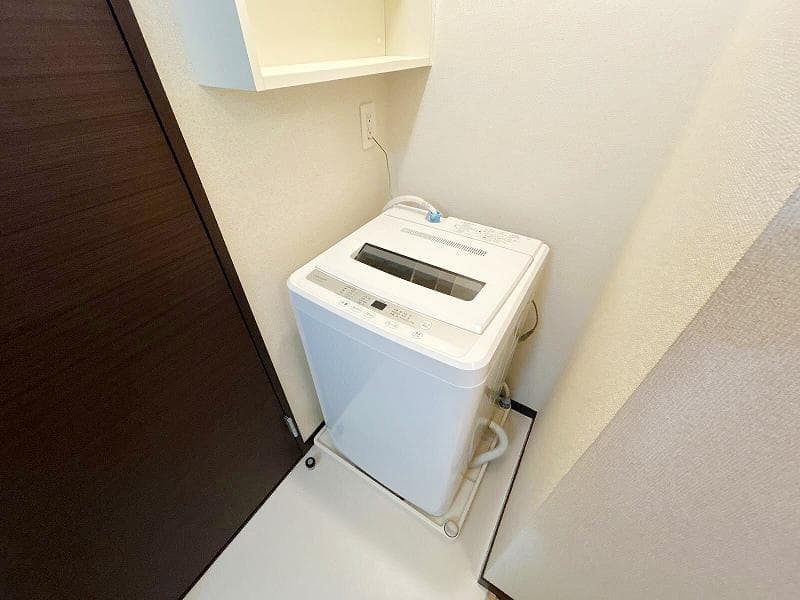 Room image 11