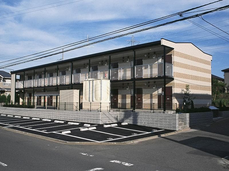 Main exterior of leopalace Sansui