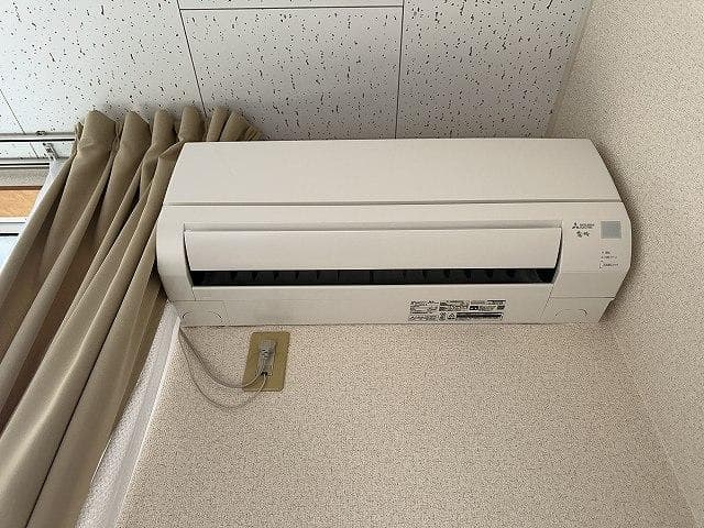 Room image 13