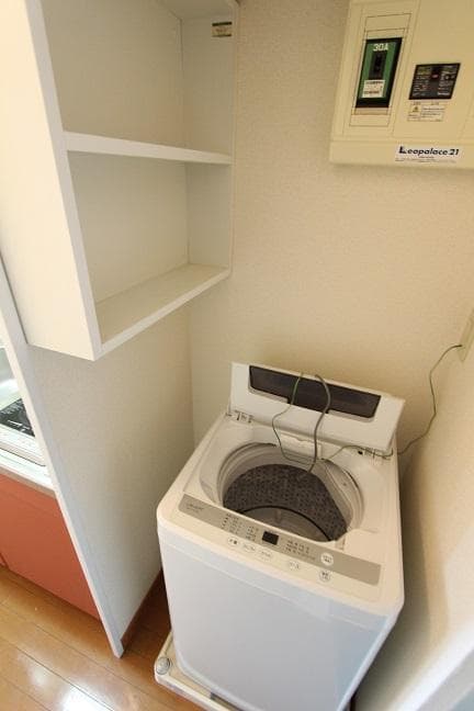 Room image 12