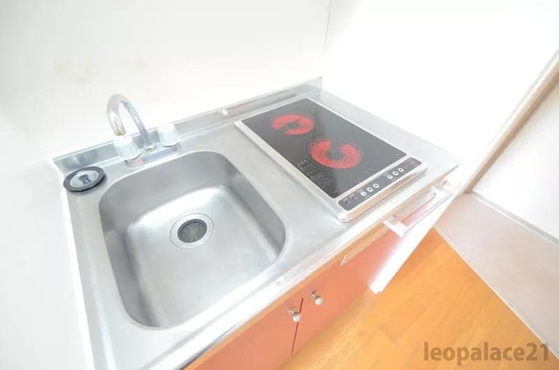 Room image 9