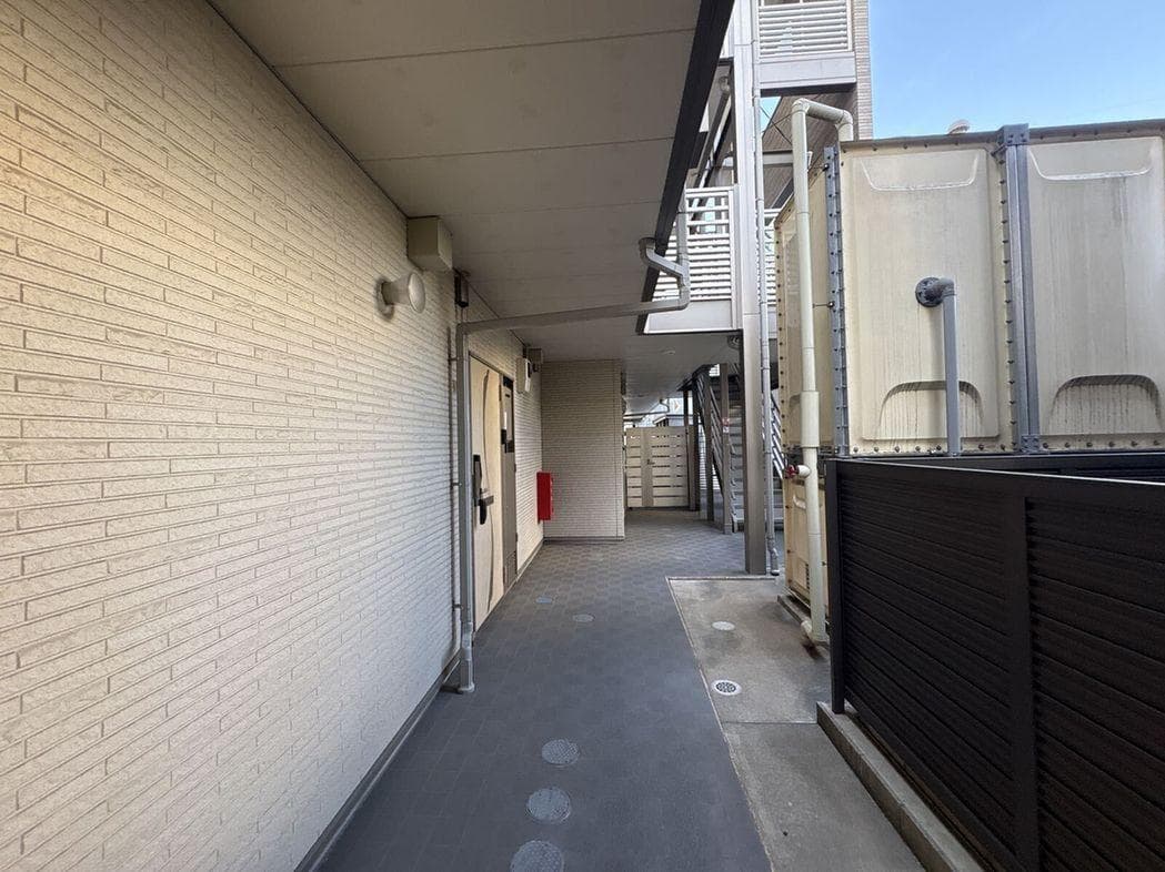 Room image 15