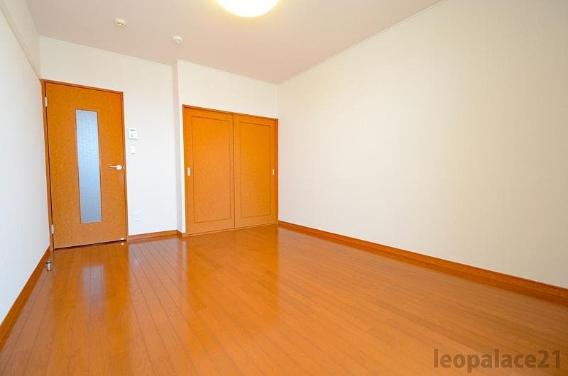 Preview interior of leopalace Magoheiji