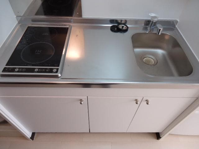 Room image 14