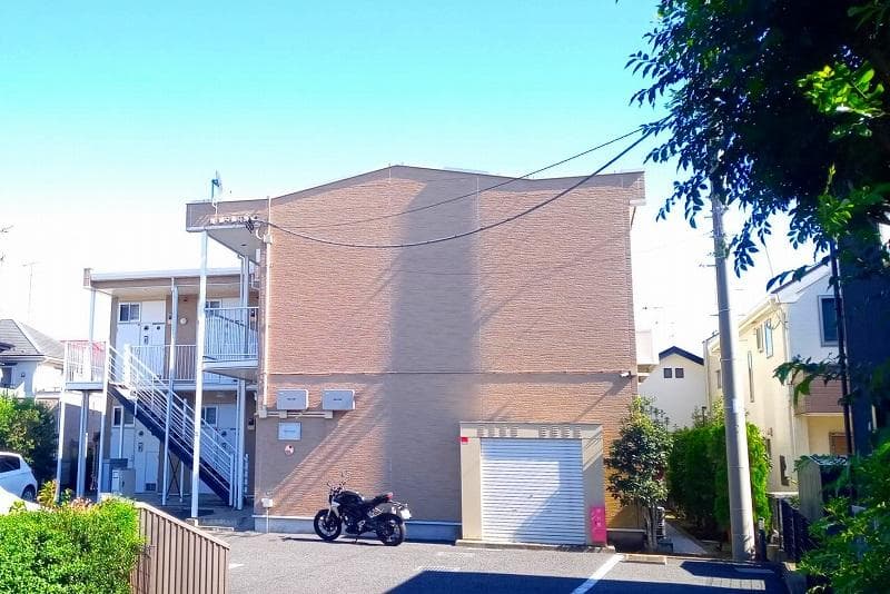 Main exterior of leopalace Maronfield