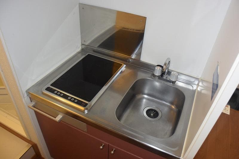 Room image 8
