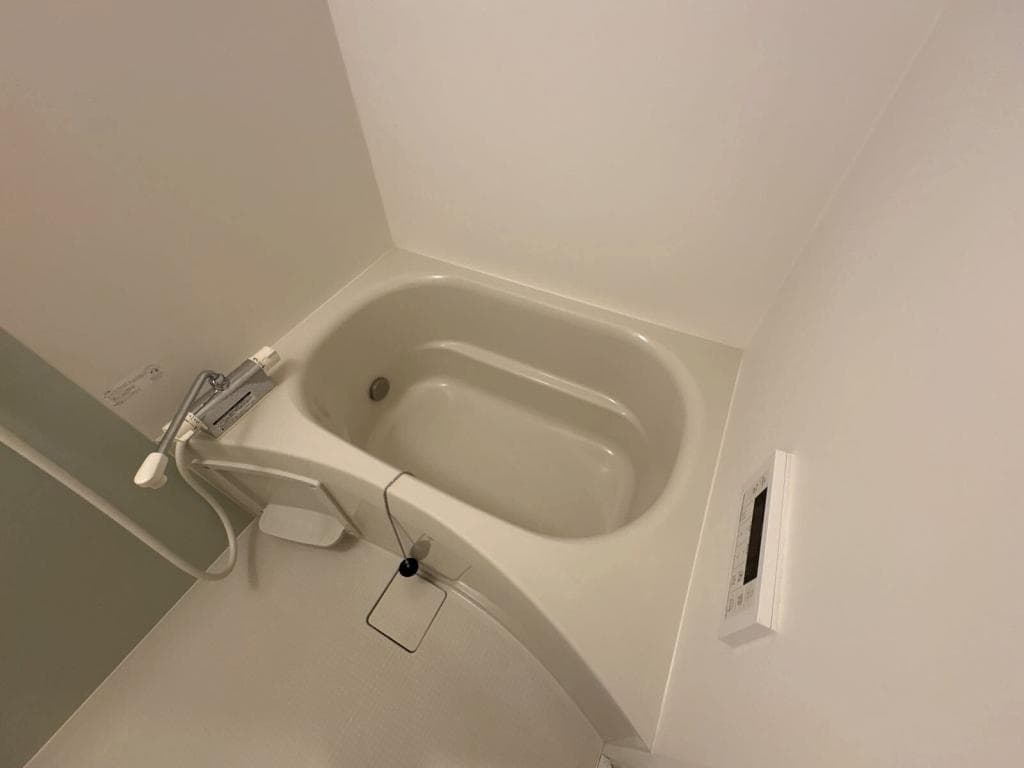 Room image 14