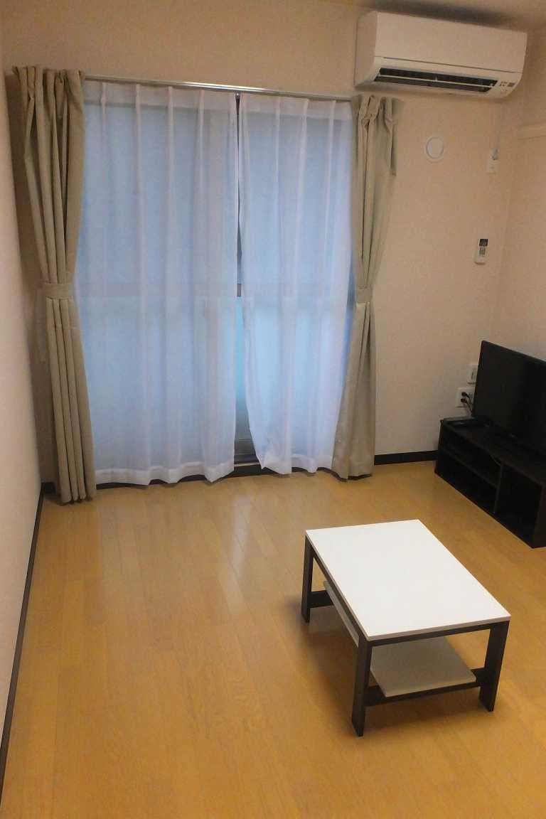 Room image 10