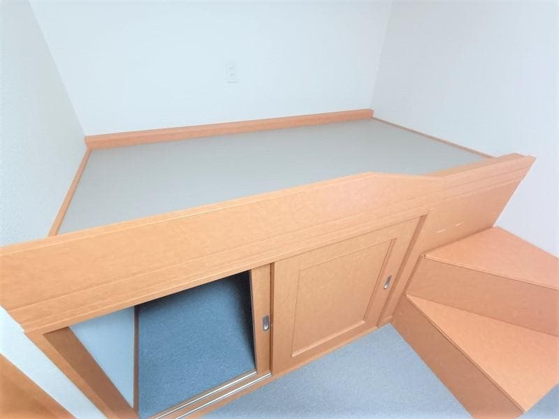 Room image 9