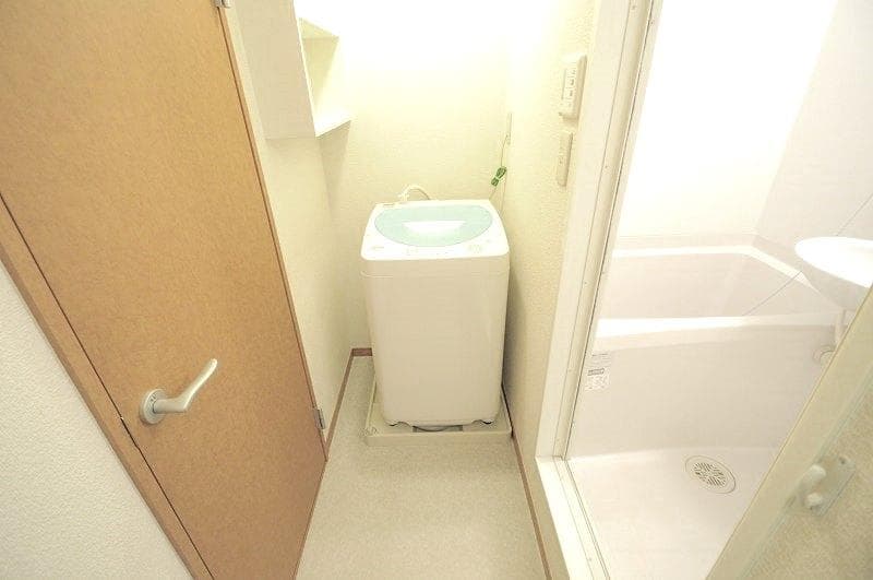 Room image 12