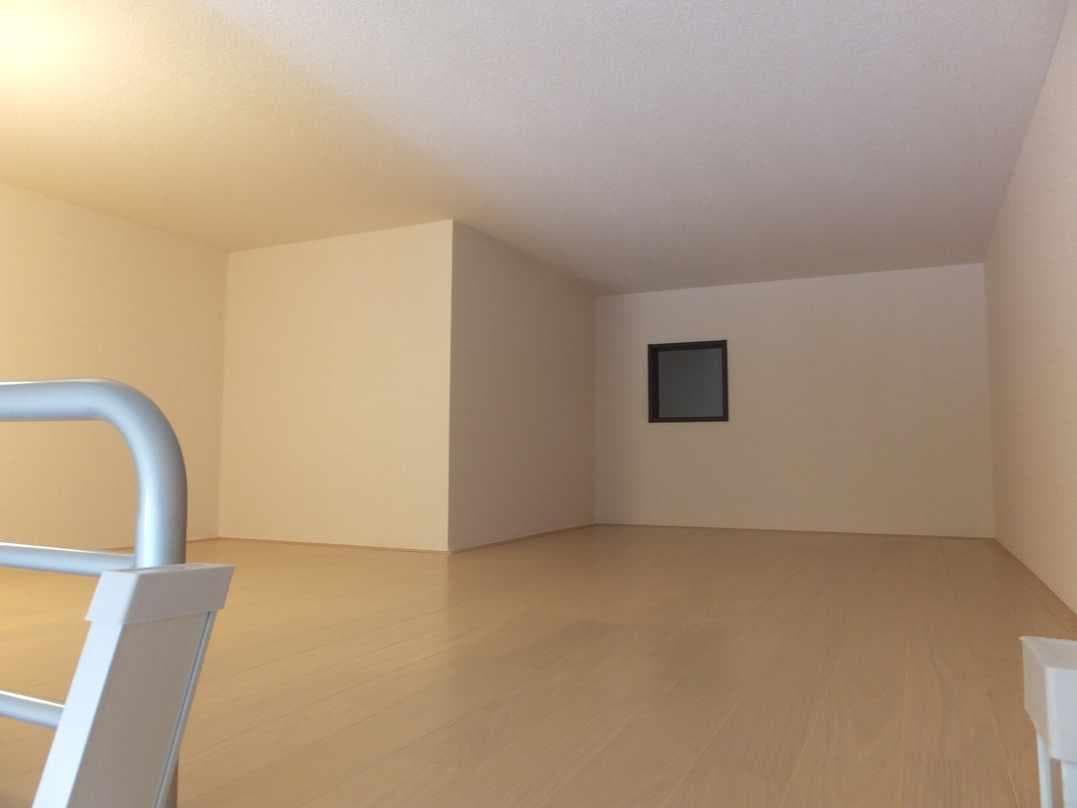 Room image 13