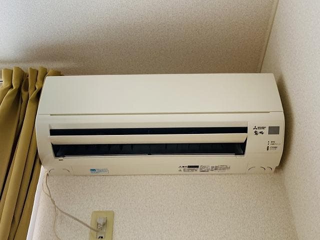 Room image 15
