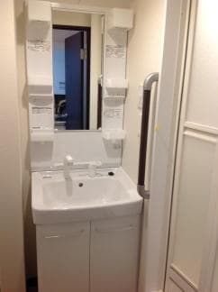 Room image 12