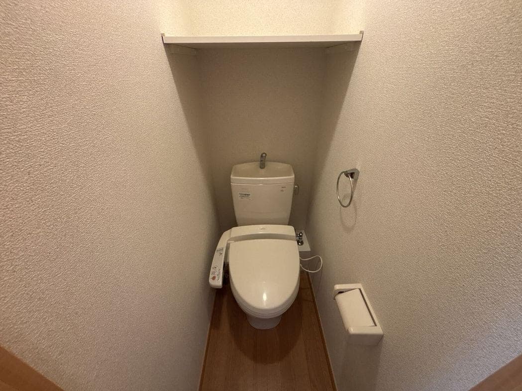 Room image 9