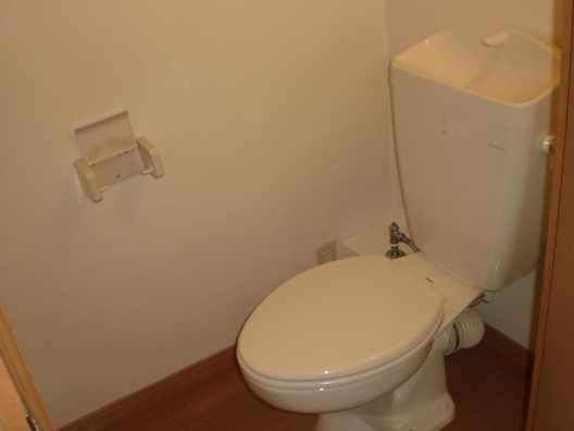 Room image 10