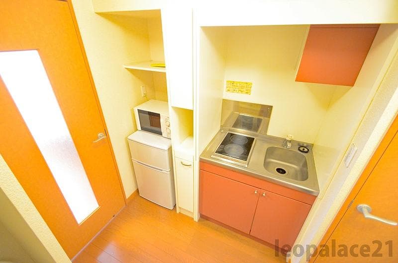 Room image 8