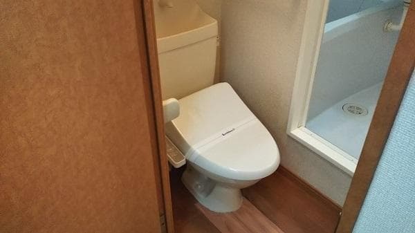 Room image 9
