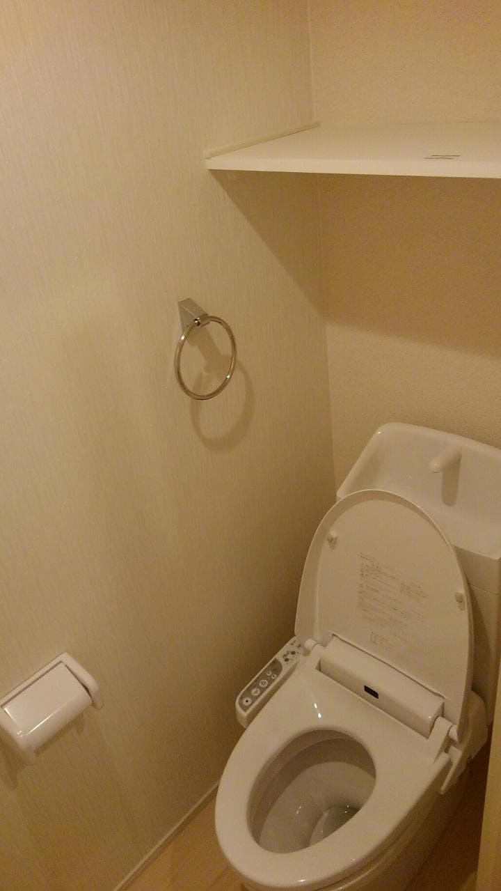 Room image 9