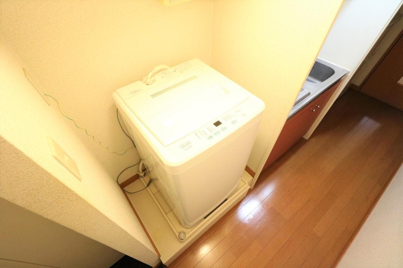 Room image 11