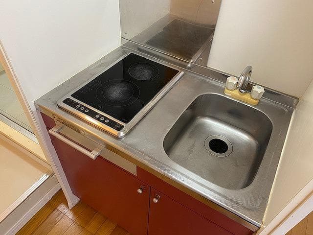 Room image 11