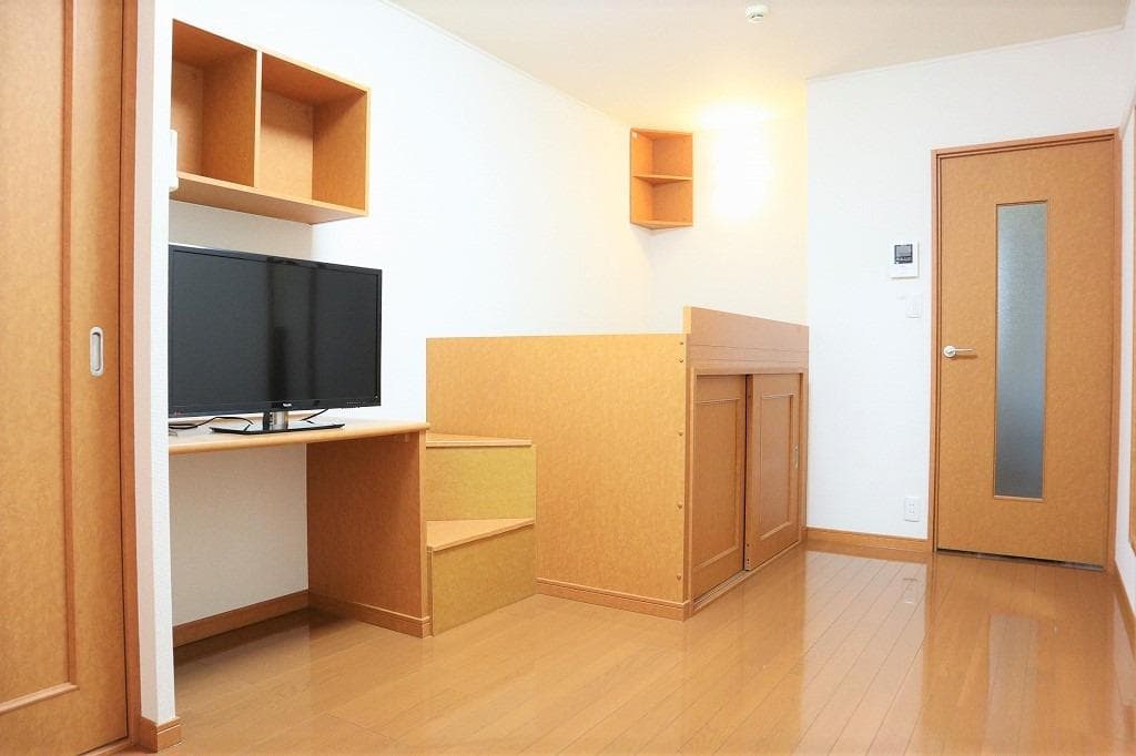 Room image 13
