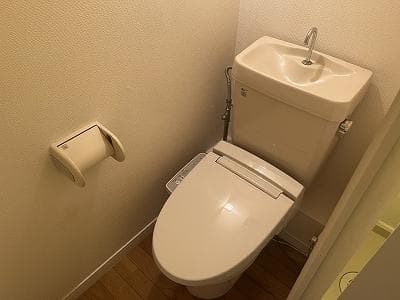 Room image 9