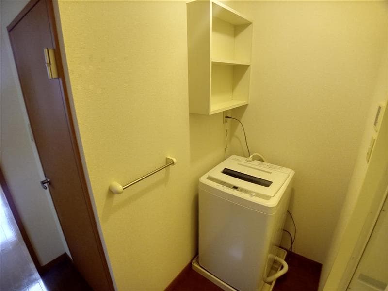 Room image 13