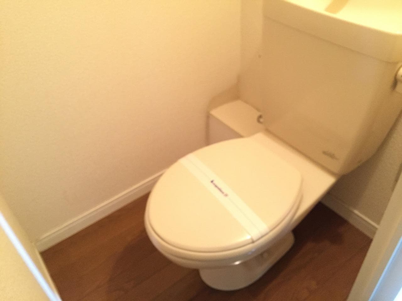 Room image 13