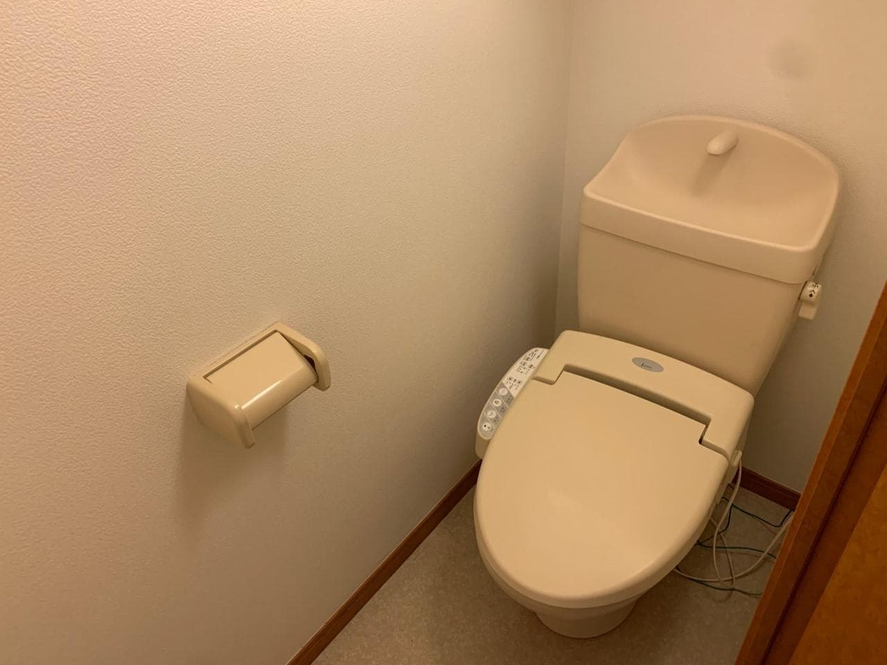 Room image 9