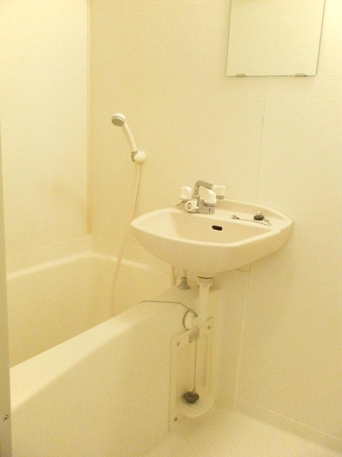 Room image 14