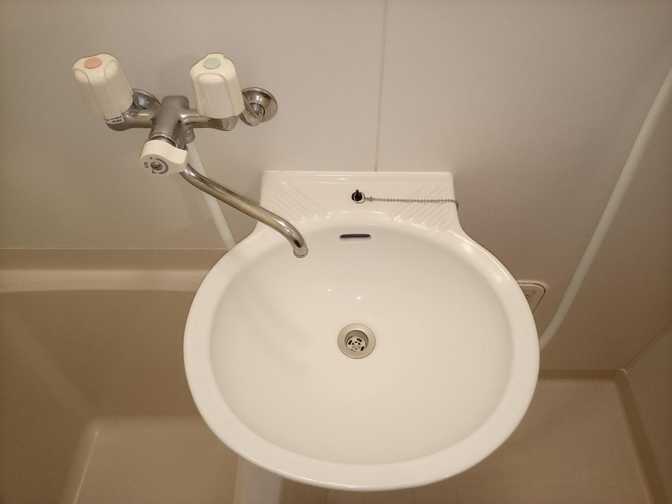 Room image 12