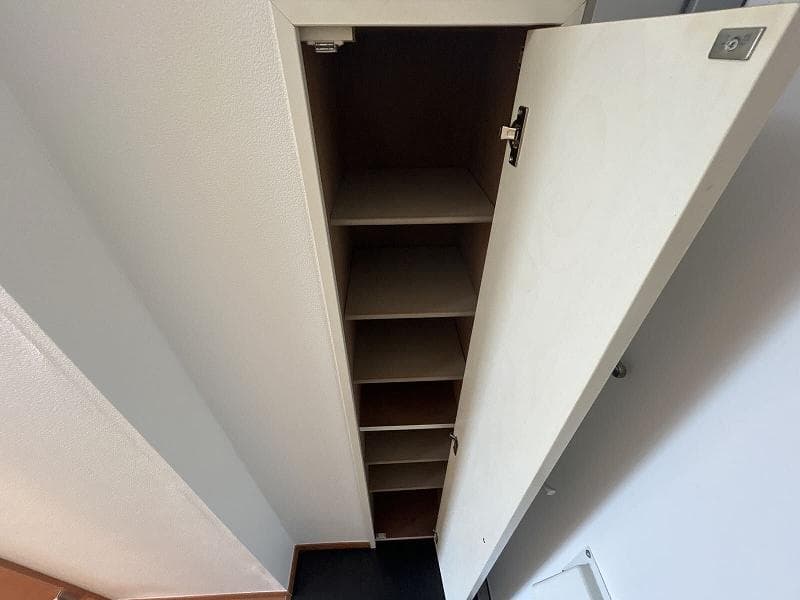Room image 13